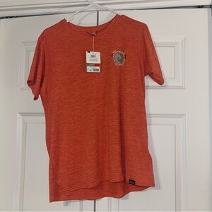 Patagonia pimento red x dye women’s cap cool daily graphic shirt